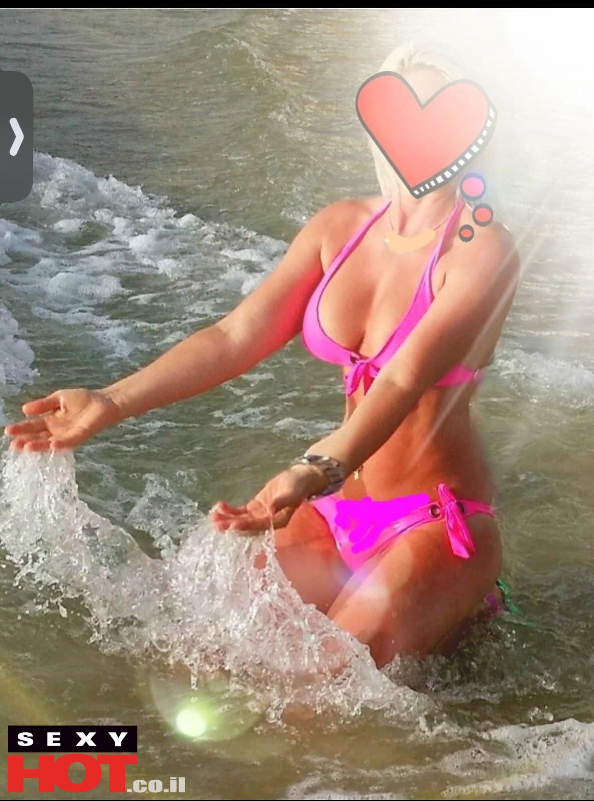 בחורה אקזוטית – בבת ים