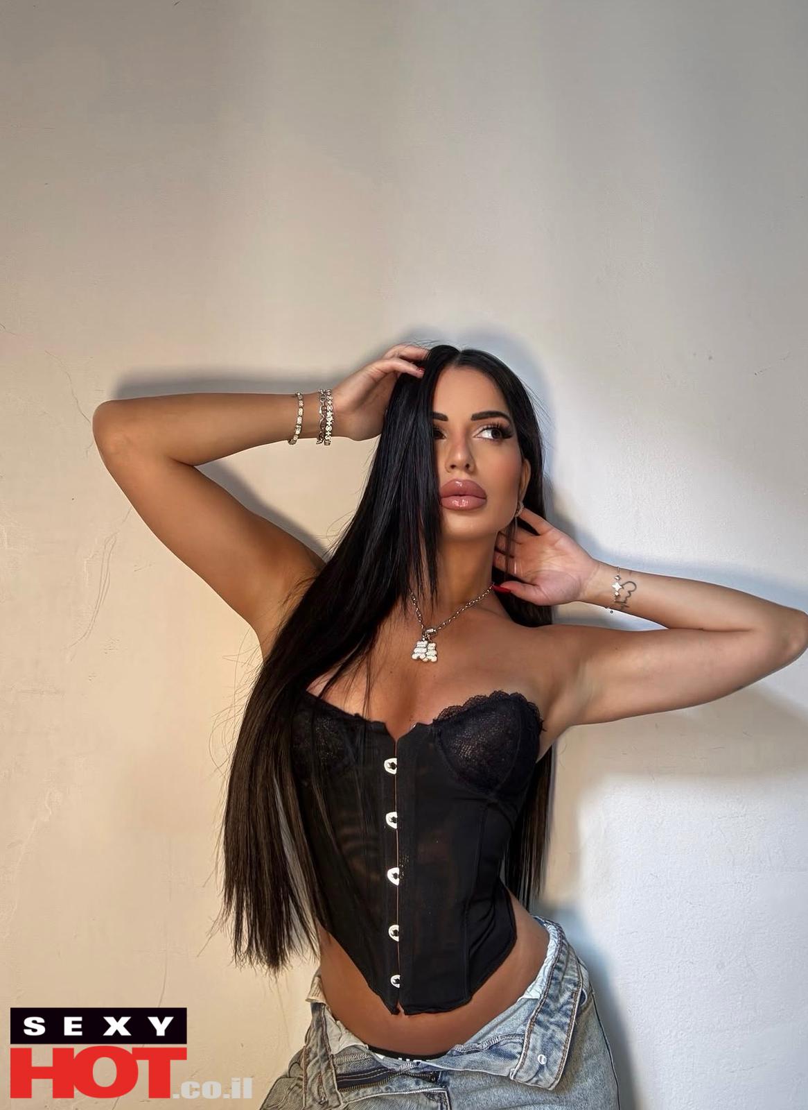 בחיפה תיירת ספרדיה פצצה בת 27