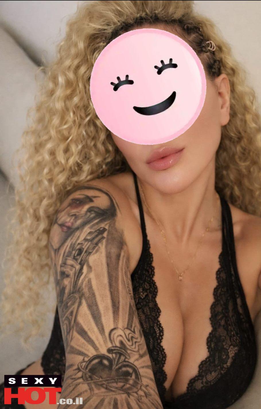 מסאזיסטיות מפנקות כמו חברות – הרצליה