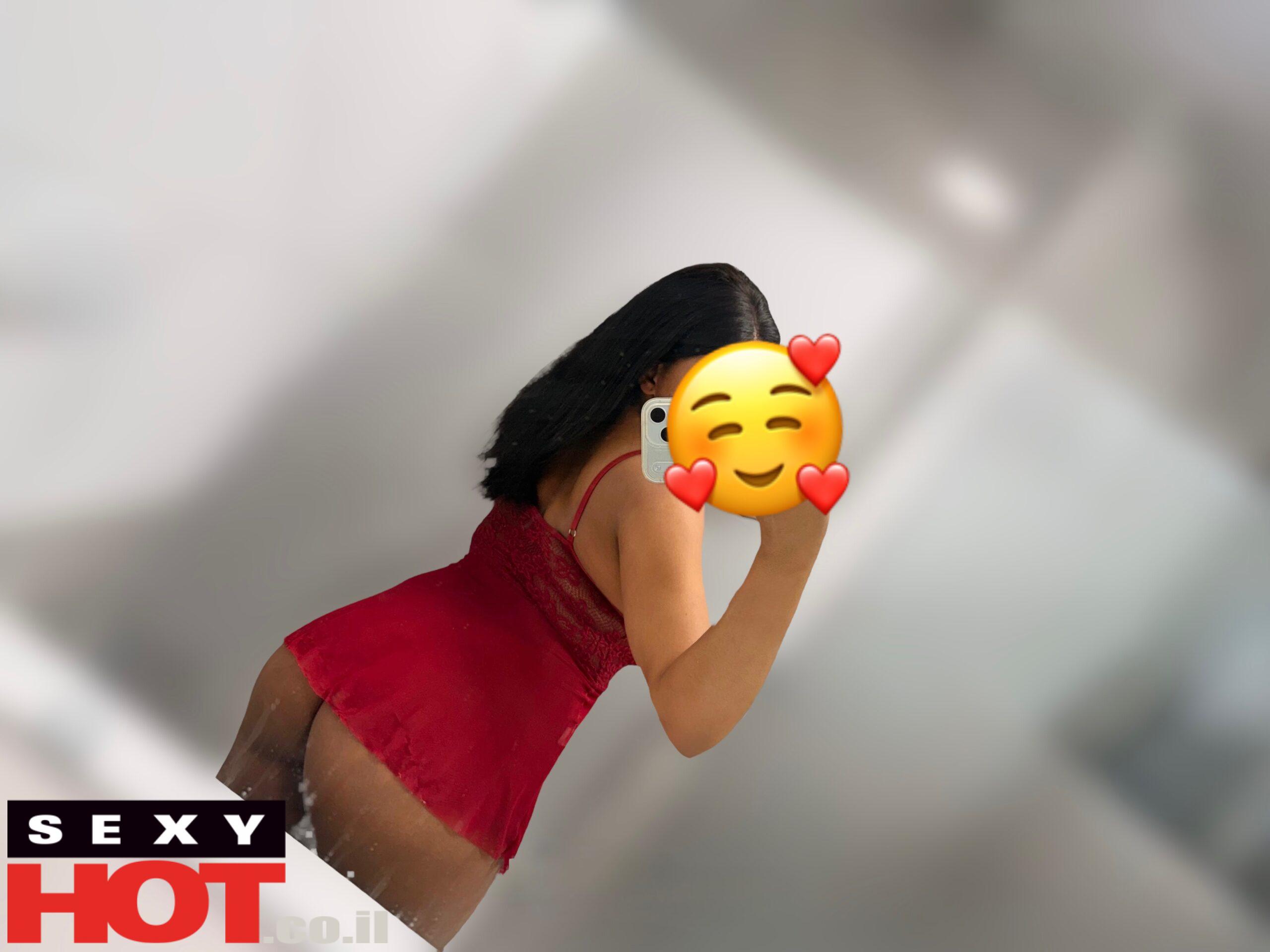 קיילי – בנתניה – בת 24 תיירת אפריקאית